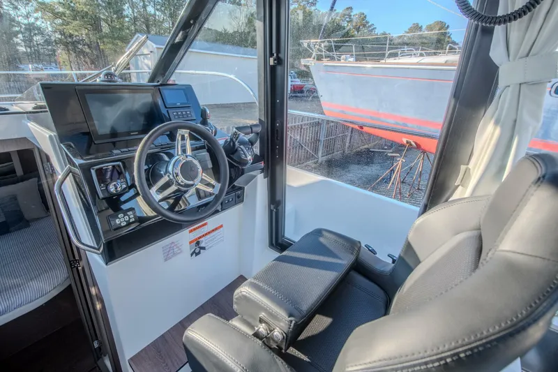 Slide: The Image of Jeanneau 895 Series 2 2026 - 5979680