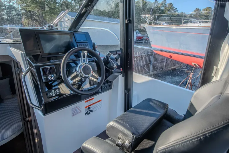 Slide: The Image of Jeanneau 895 Series 2 2026 - 5979681