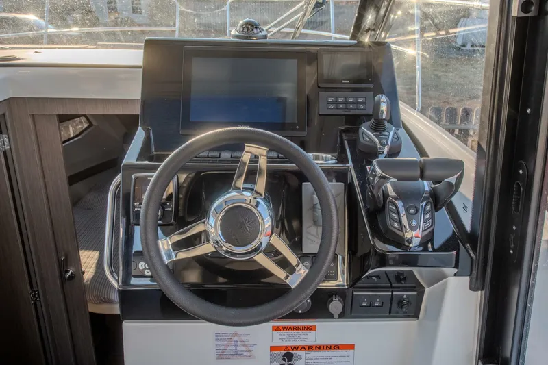 Slide: The Image of Jeanneau 895 Series 2 2026 - 5979682