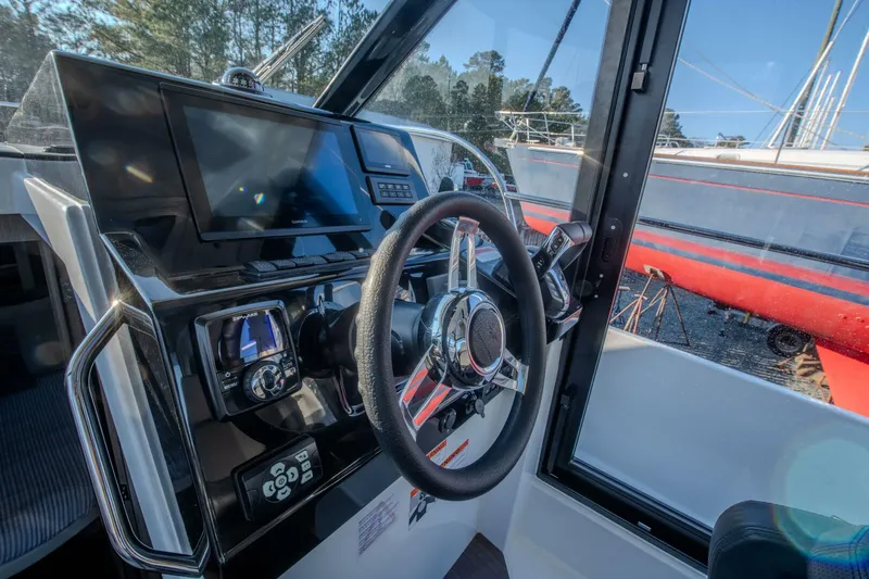 Slide: The Image of Jeanneau 895 Series 2 2026 - 5979683