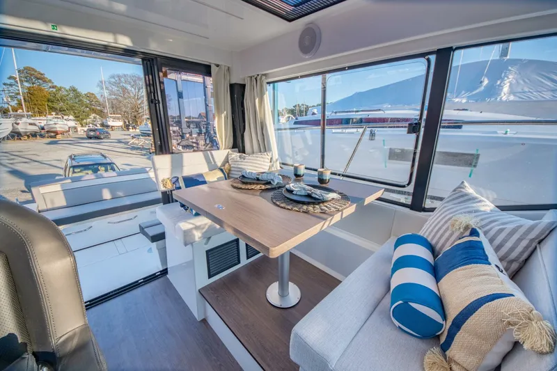 Slide: The Image of Jeanneau 895 Series 2 2026 - 5979690