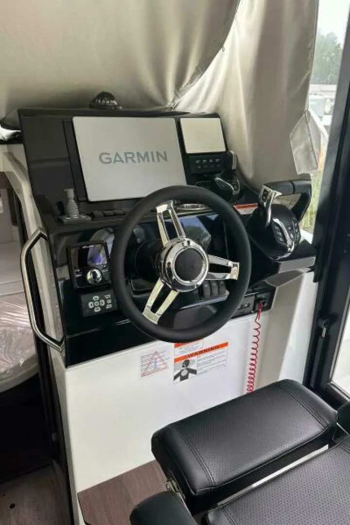 Slide: The Image of Jeanneau 895 Series 2 2026 - 5906266