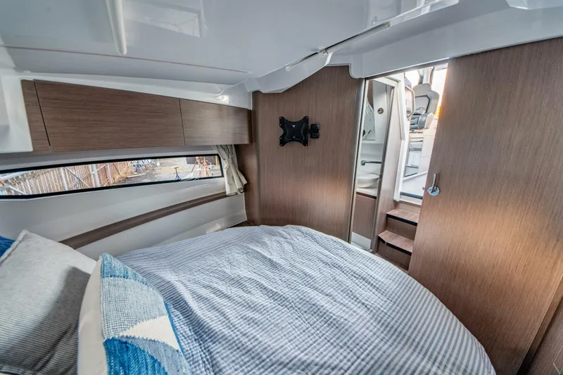 Slide: The Image of Jeanneau 895 Series 2 2026 - 5979718