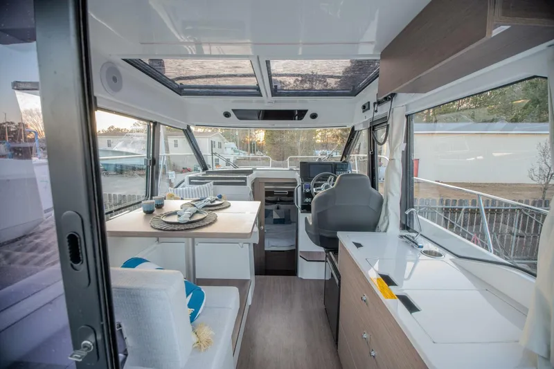 Slide: The Image of Jeanneau 895 Series 2 2026 - 5979723