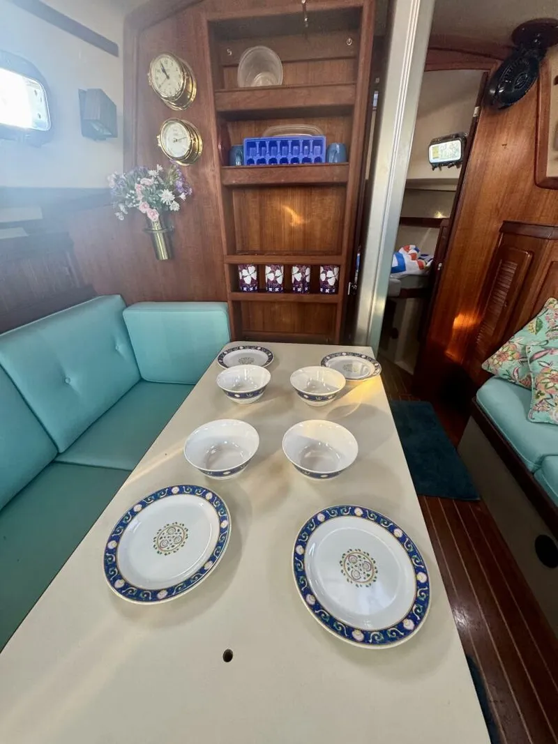 Slide: The Image of Saloon Table & Dishes - 5935704