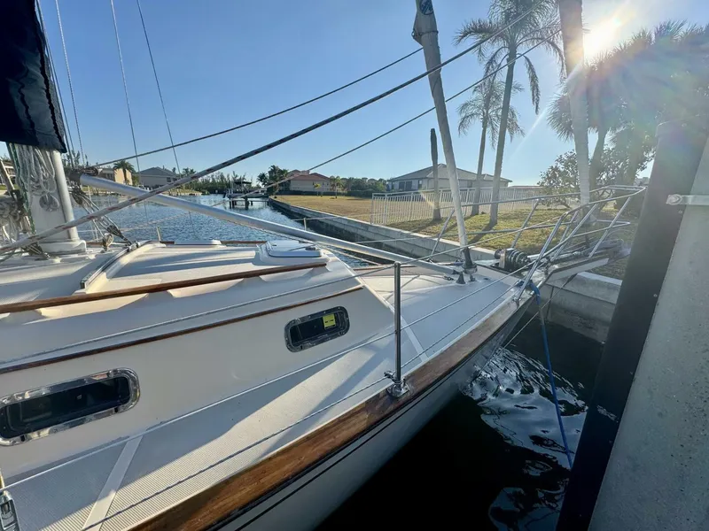 Slide: The Image of Starboard Foredeck - 5935681