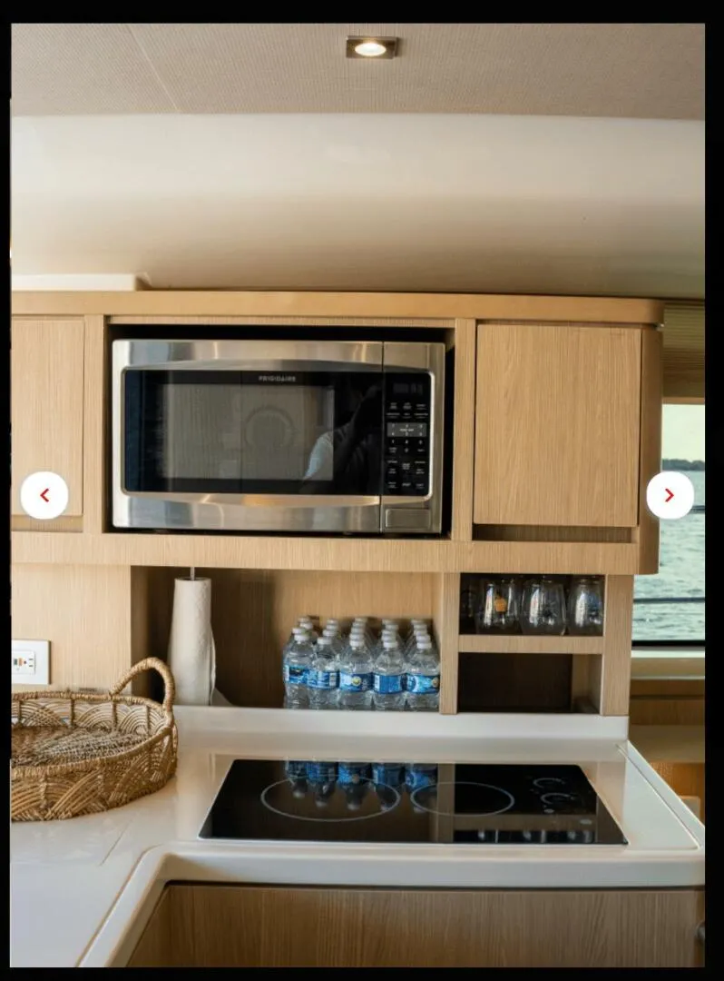 Slide: The Image of Aquila 44 Yacht 2018 - 5906522