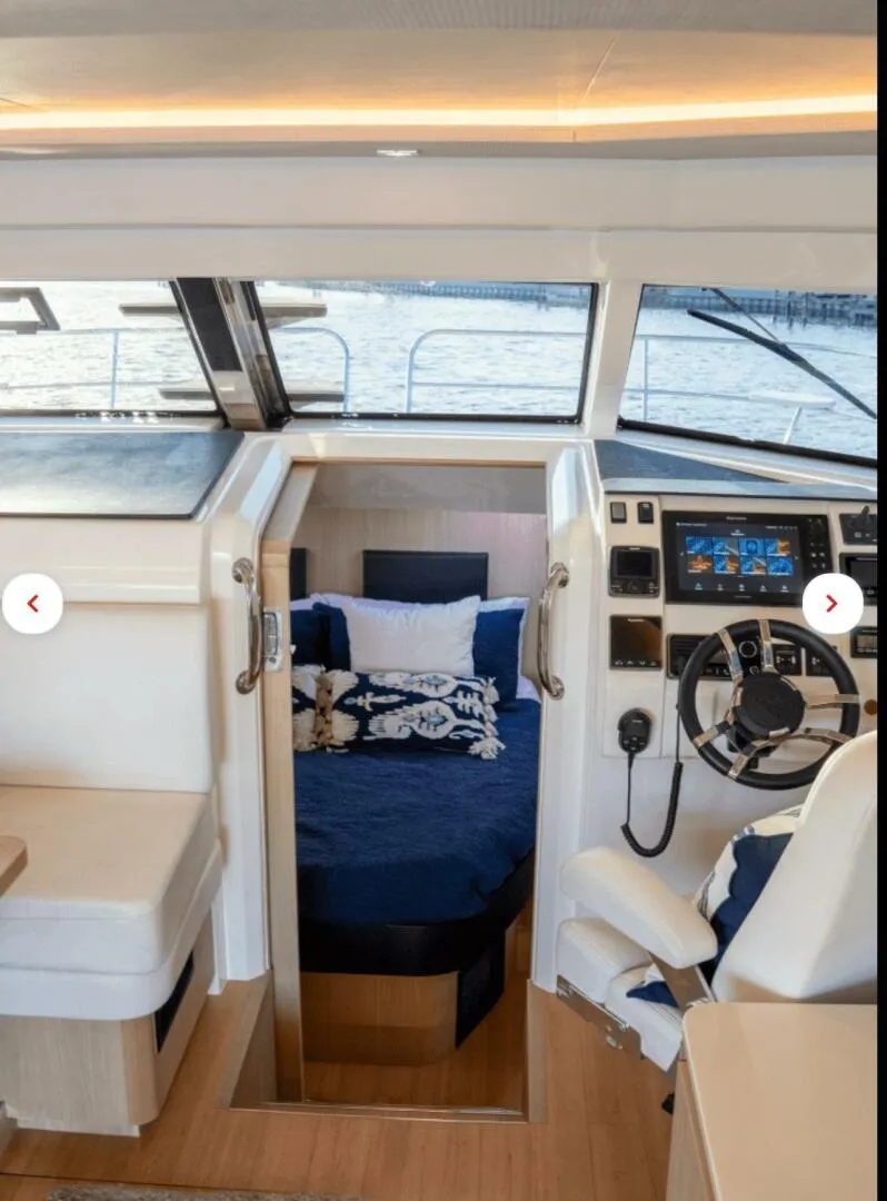 Slide: The Image of Aquila 44 Yacht 2018 - 5906526