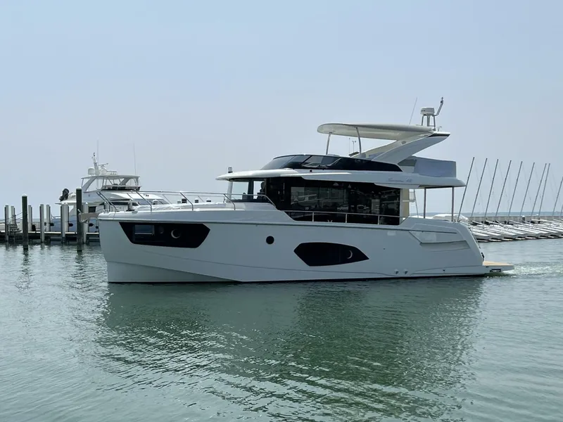 Slide: The Image of Absolute 48 Navetta 2023 - 5907306