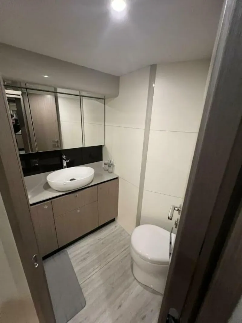 Slide: The Image of Absolute 48 Navetta 2023 - 5907287