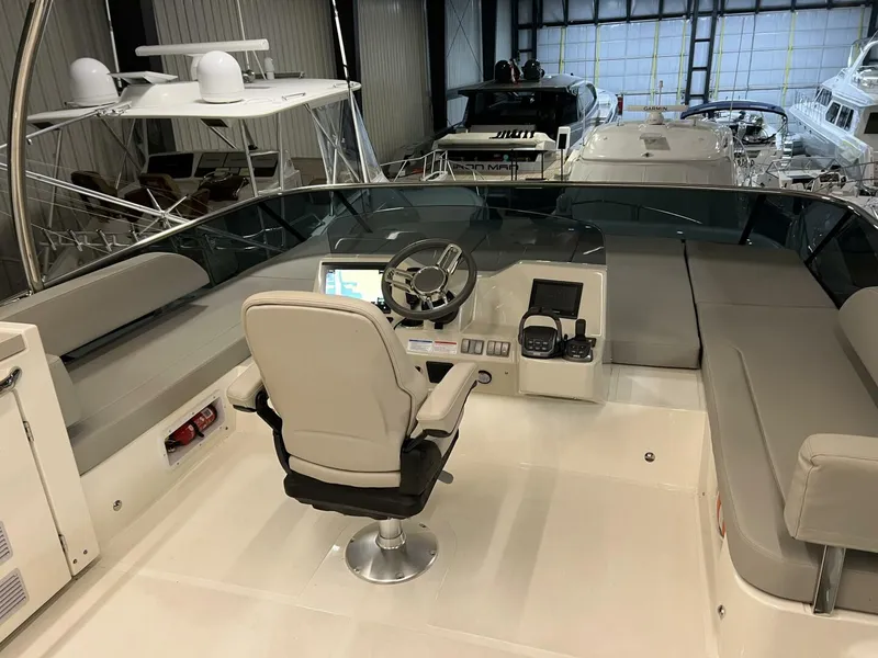 Slide: The Image of Absolute 48 Navetta 2023 - 5907166