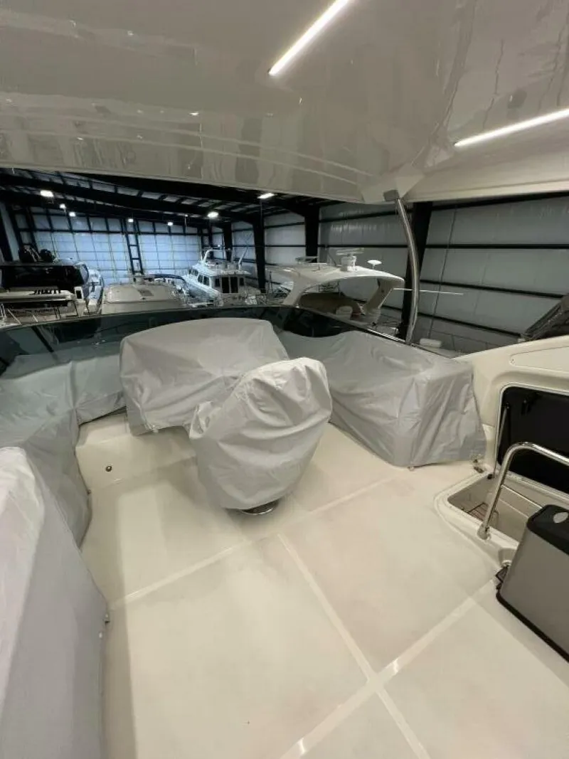 Slide: The Image of Absolute 48 Navetta 2023 - 5907161