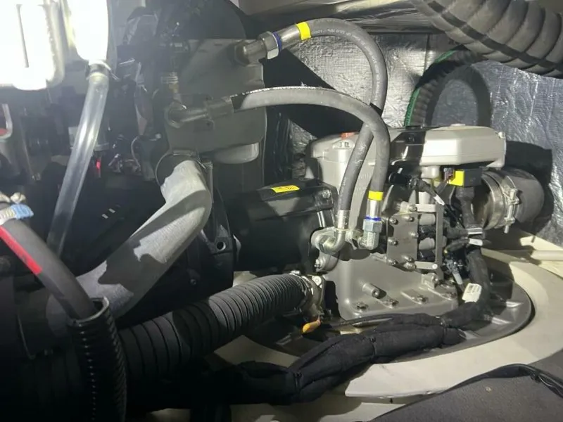 Slide: The Image of Absolute 48 Navetta 2023 - 5907234