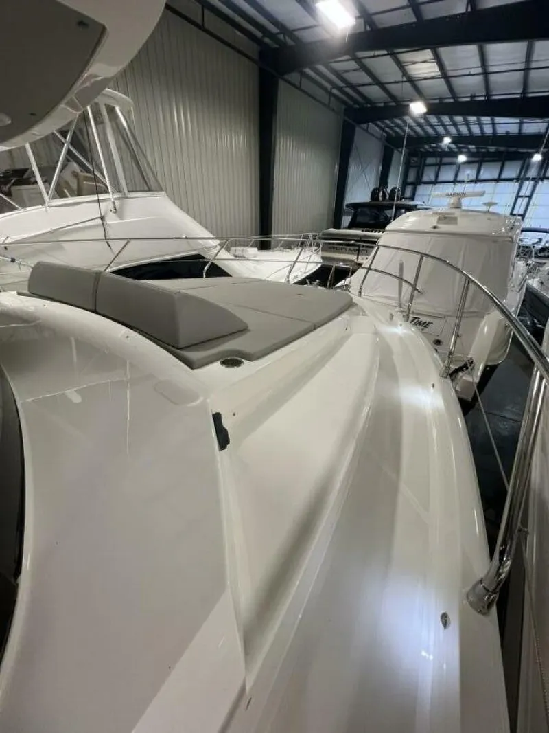 Slide: The Image of Absolute 48 Navetta 2023 - 5907208