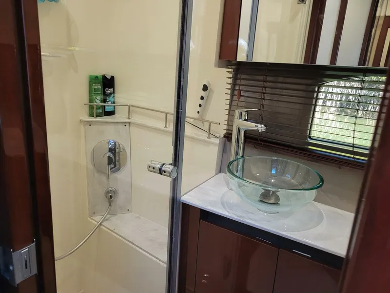 Slide: The Image of Sea Ray Sundancer 460 2017 - 5907519