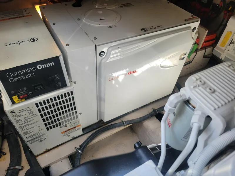 Slide: The Image of Sea Ray Sundancer 460 2017 - 5907524