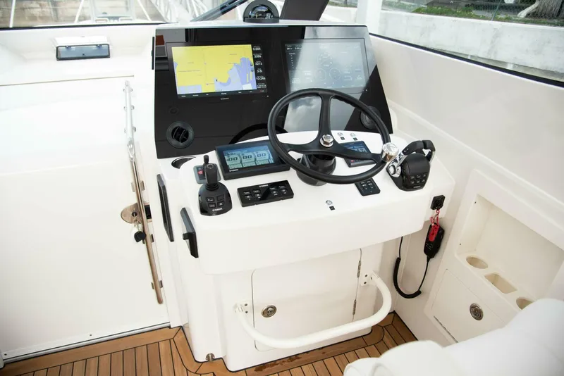 Slide: The Image of Jupiter 41 Sport Bridge 2026 - 5907470