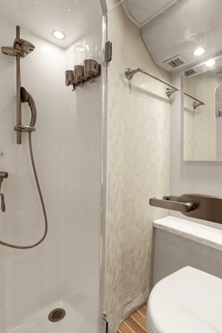 Slide: The Image of Daybunk Room Head - 5924769