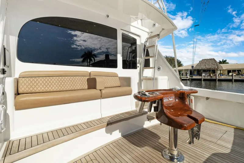 Slide: The Image of Cockpit Facing Forward To Starboard - 5924780