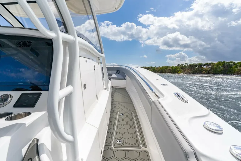 Slide: The Image of BlackWater High-Performance 2023 - 5941997