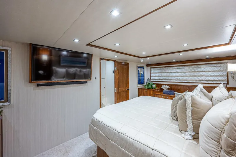Slide: The Image of Viking 75 MIRAGE - Master Stateroom 2017 Viking 75 Motoryacht MIRAGE - 5908118
