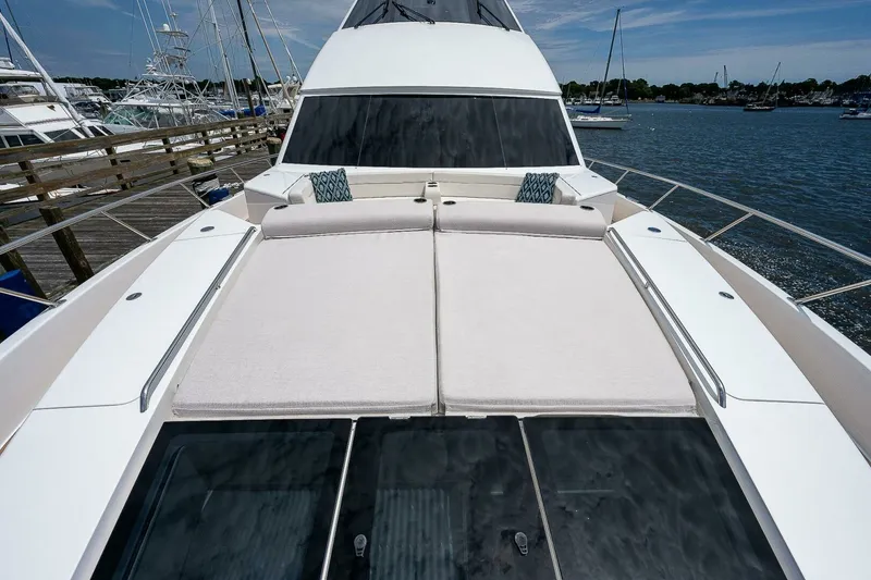 Slide: The Image of Viking 75 MIRAGE - Bow 2017 Viking 75 Motoryacht MIRAGE - 7650699