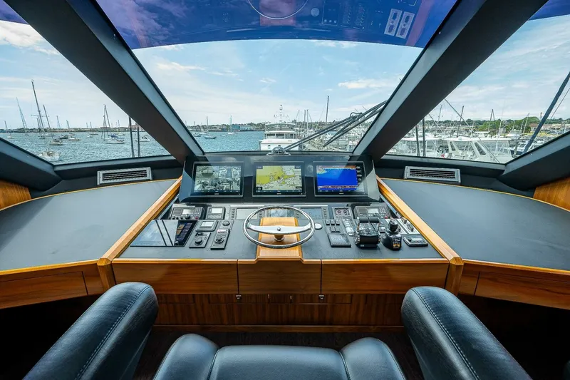 Slide: The Image of Viking 75 MIRAGE - Enclosed Flybridge 2017 Viking 75 Motoryacht MIRAGE - 7650687