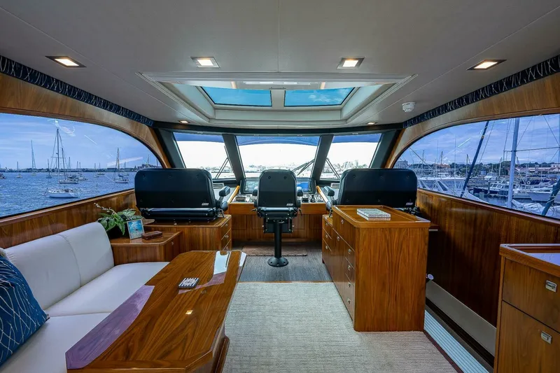 Slide: The Image of Viking 75 MIRAGE - Enclosed Flybridge 2017 Viking 75 Motoryacht MIRAGE - 7650686
