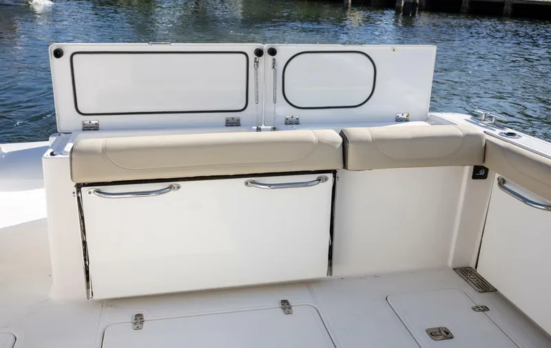 Slide: The Image of Pursuit 24 JOYSEA - Cockpit 2019 Pursuit  325 Dual Console JOYSEA - 5908238
