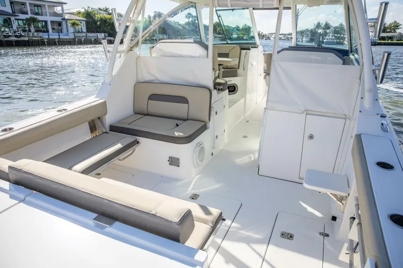 Slide: The Image of Pursuit 24 JOYSEA - Cockpit 2019 Pursuit  325 Dual Console JOYSEA - 5908240