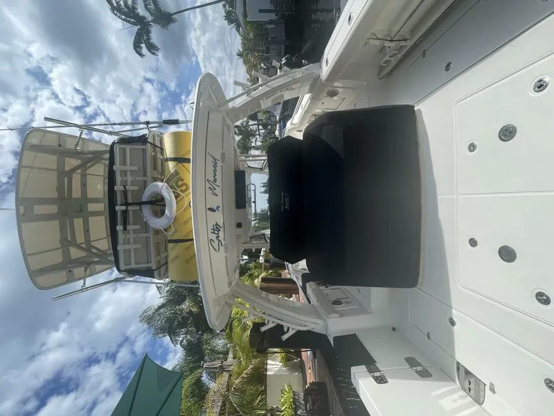 Slide: The Image of Boston Whaler 42 2016 - 5908411