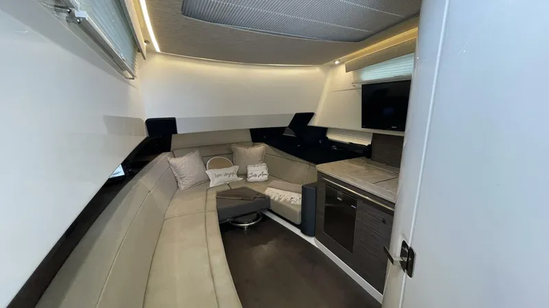 Slide: The Image of Boston Whaler 42 2016 - 5908419