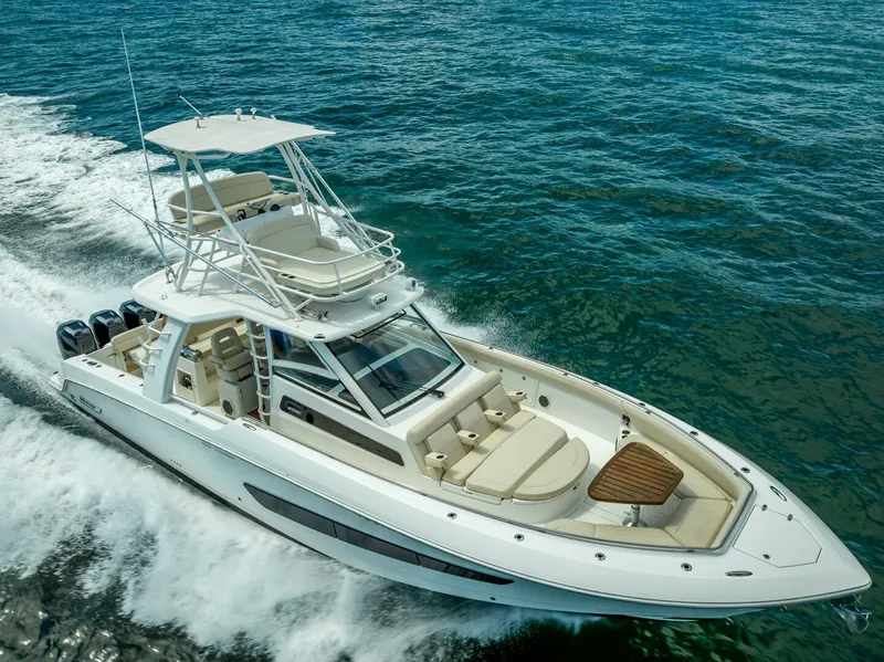 Slide: The Image of Boston Whaler 42 2016 - 5908323