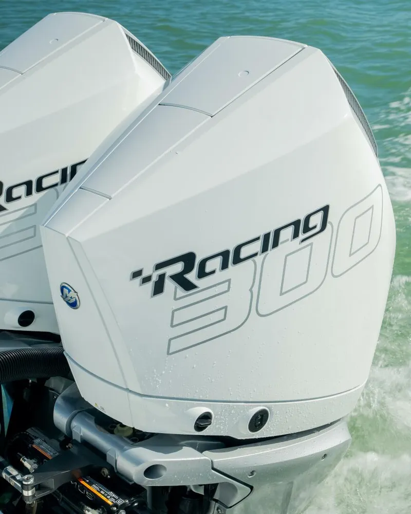 Slide: The Image of Costa Custom 34 2025 - 5908544