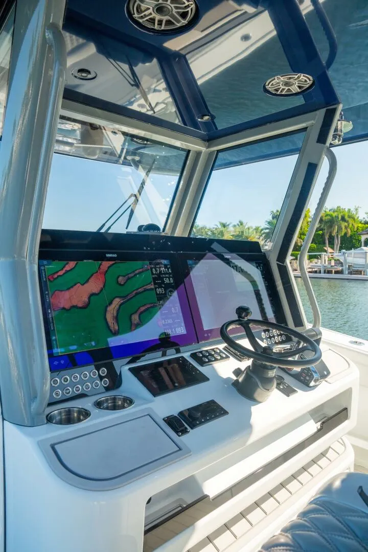 Slide: The Image of Costa Custom 34 2025 - 5908564