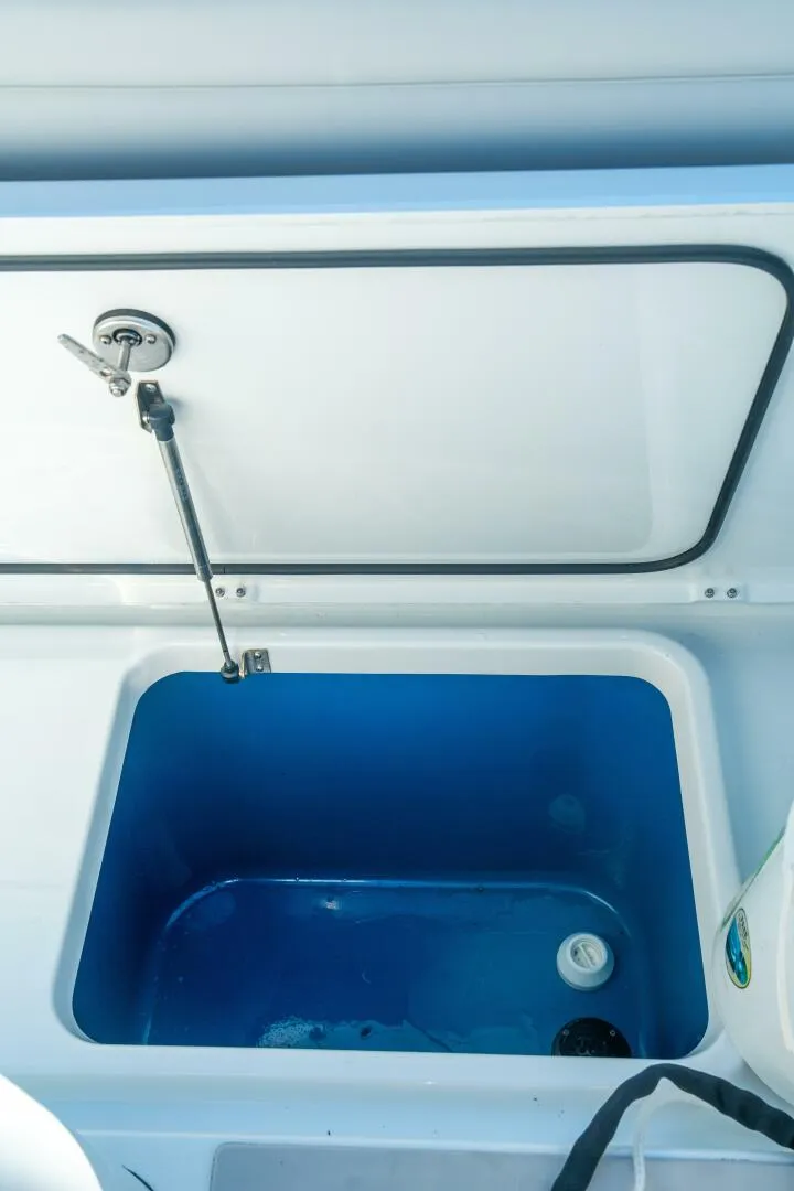 Slide: The Image of Costa Custom 34 2025 - 5908576