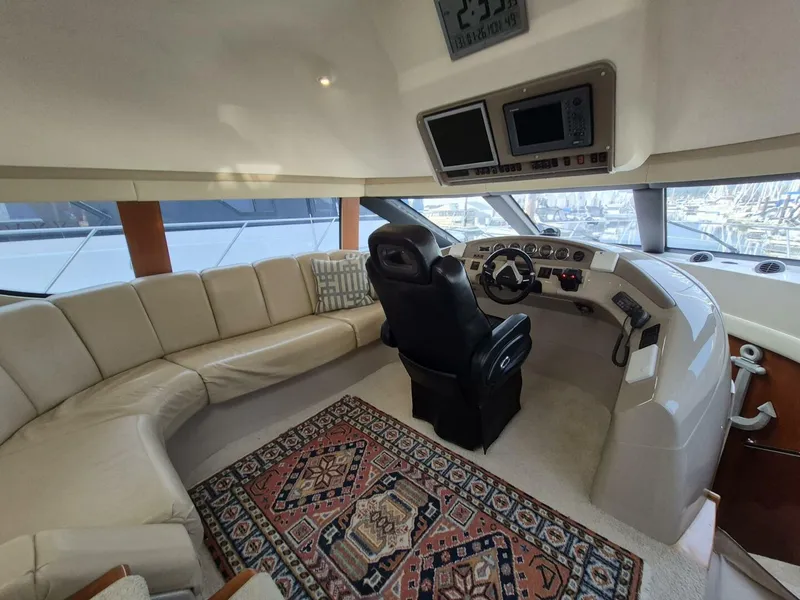 Slide: The Image of Carver Yachts 560 Voyager 2005 - 5908599