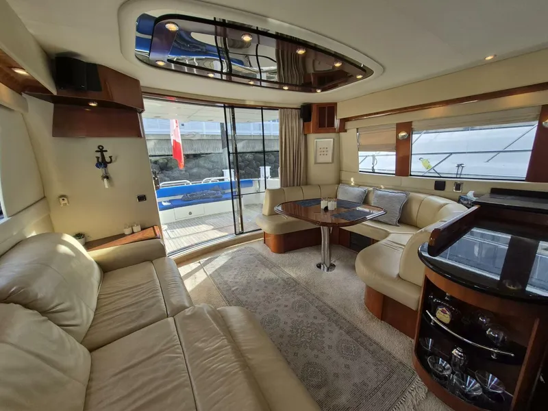 Slide: The Image of Carver Yachts 560 Voyager 2005 - 5908596