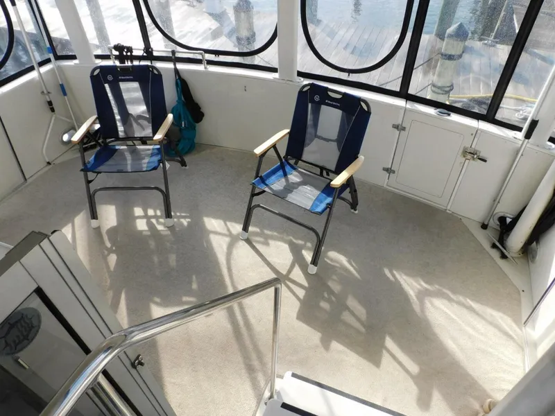 Slide: The Image of Carver 445 Aft Cabin Motor Yacht 1993 - 5908770