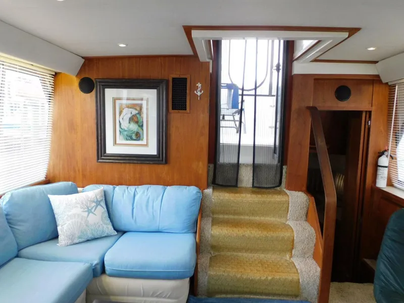 Slide: The Image of Carver 445 Aft Cabin Motor Yacht 1993 - 5908727