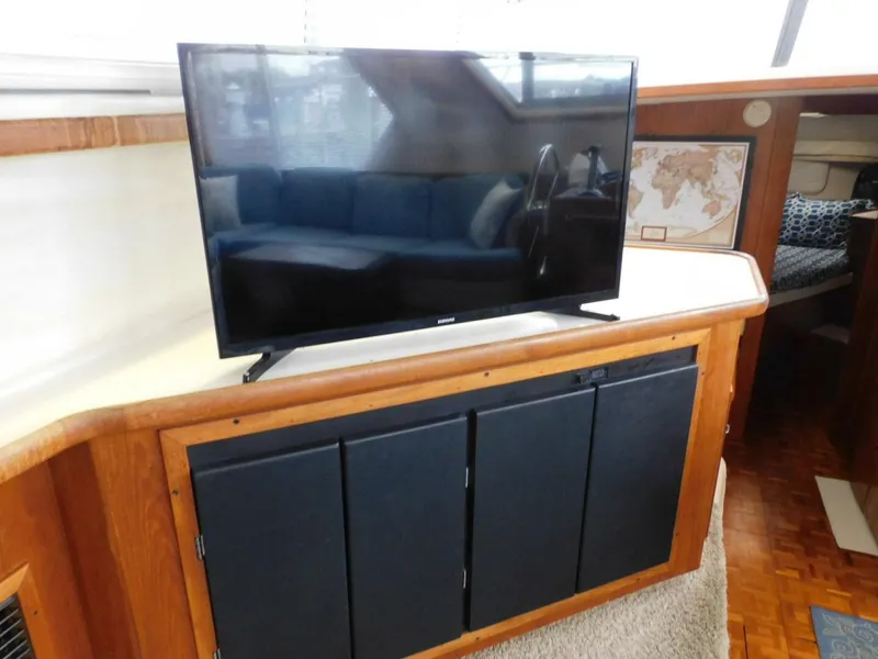 Slide: The Image of Carver Yachts 445 Aft Cabin Motor Yacht 1993 - 5908729