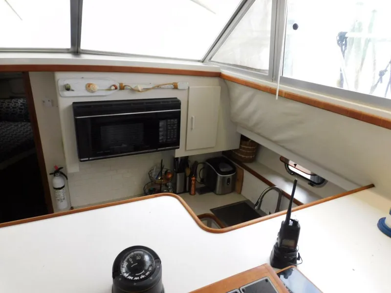 Slide: The Image of Carver Yachts 445 Aft Cabin Motor Yacht 1993 - 5908732