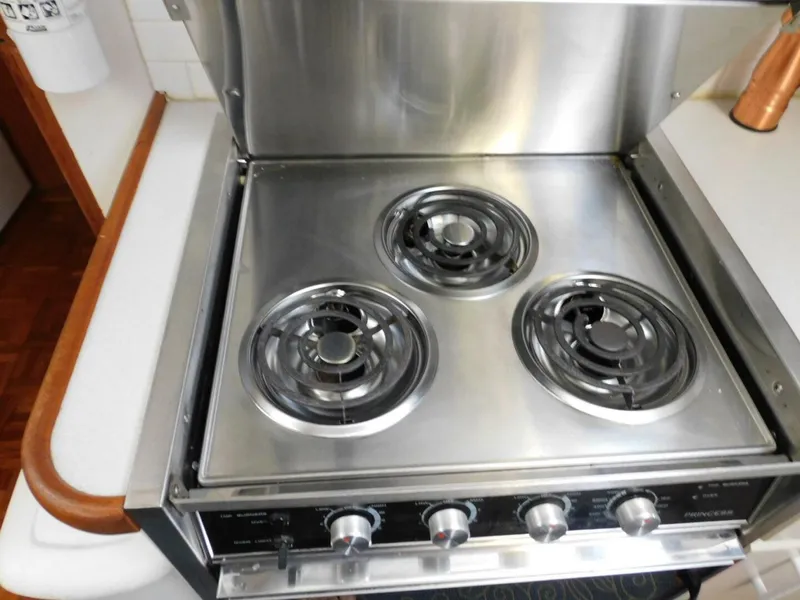 Slide: The Image of Carver Yachts 445 Aft Cabin Motor Yacht 1993 - 5908740