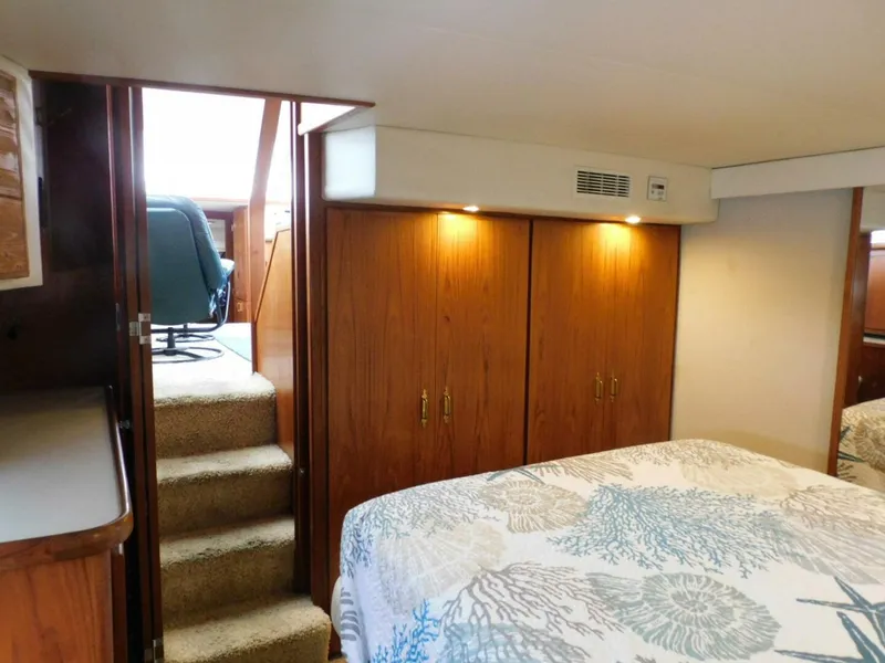 Slide: The Image of Carver Yachts 445 Aft Cabin Motor Yacht 1993 - 5908743