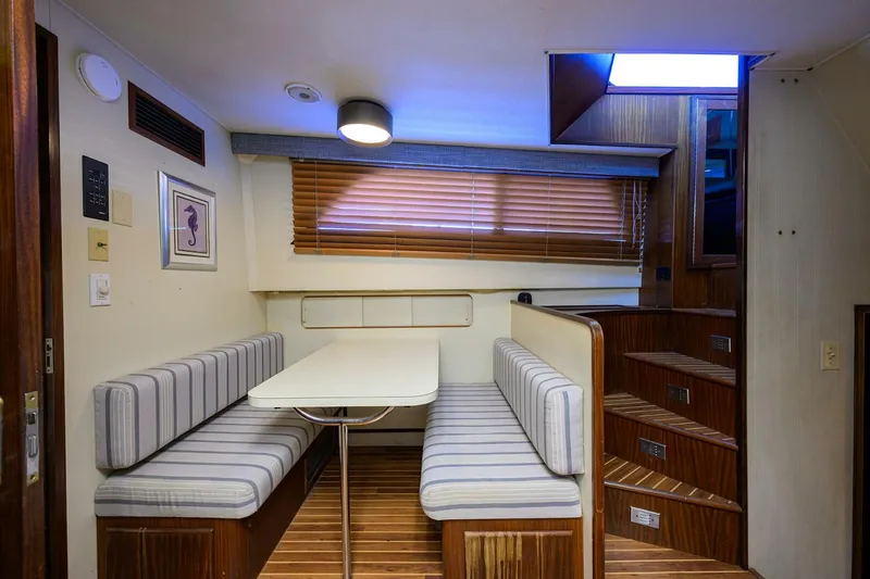 Slide: The Image of Hatteras 63 - Phantom - Dinette 1987 63 Hatteras Motor Yacht - Phantom - 5908798