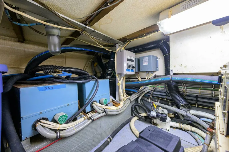 Slide: The Image of Hatteras 63 - Phantom - Engine Room 1987 63 Hatteras Motor Yacht - Phantom - 7651554