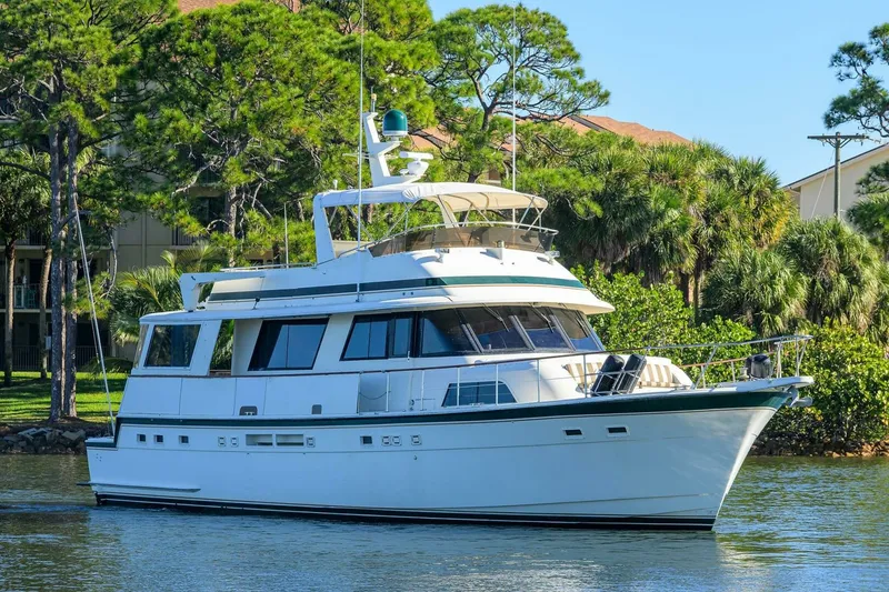 Slide: The Image of Hatteras 63 - Phantom - Profile 1987 63 Hatteras Motor Yacht - Phantom - 7651556
