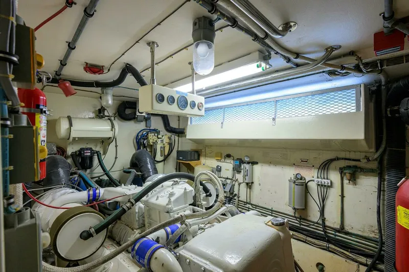 Slide: The Image of Hatteras 63 - Phantom - Engine Room 1987 63 Hatteras Motor Yacht - Phantom - 7651555