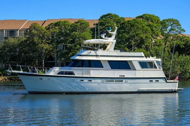 Slide: The Image of Hatteras 63 - Phantom - Profile 1987 63 Hatteras Motor Yacht - Phantom - 7651559