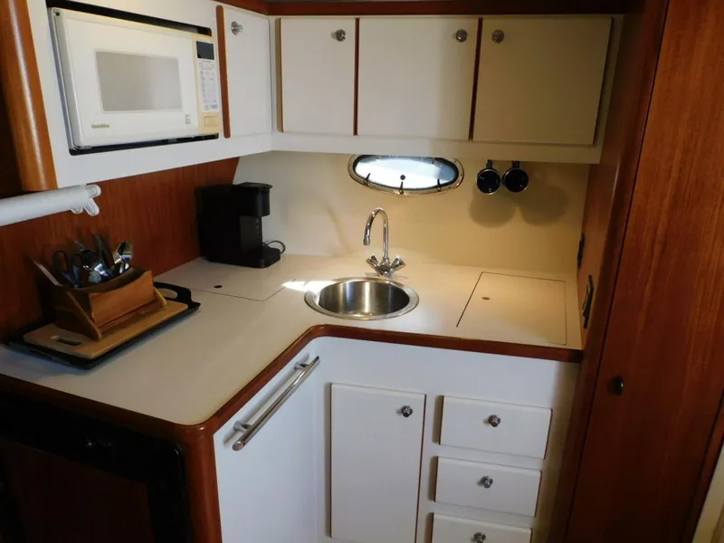 Slide: The Image of Tiara 3500 Express 1995 - 5908878